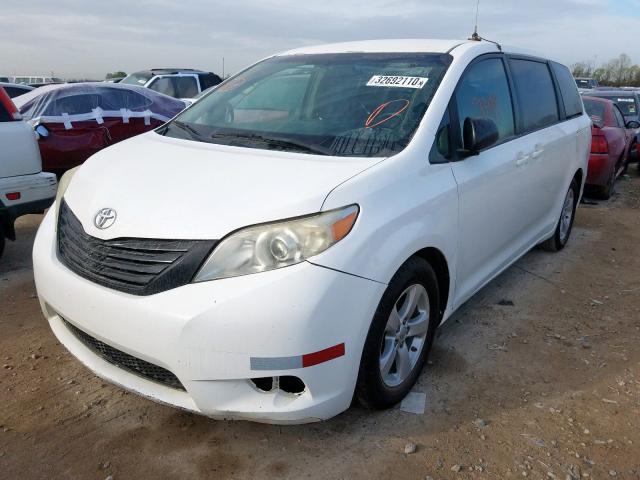 Toyota Sienna 3