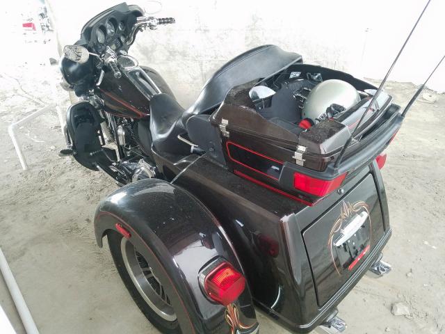 2011 HARLEY-DAVIDSON FLHTCUTG 1HD1MAM11BB851795