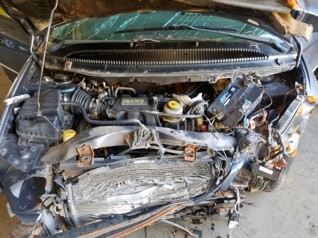 2002 CHRYSLER TOWN & COU #3304590444