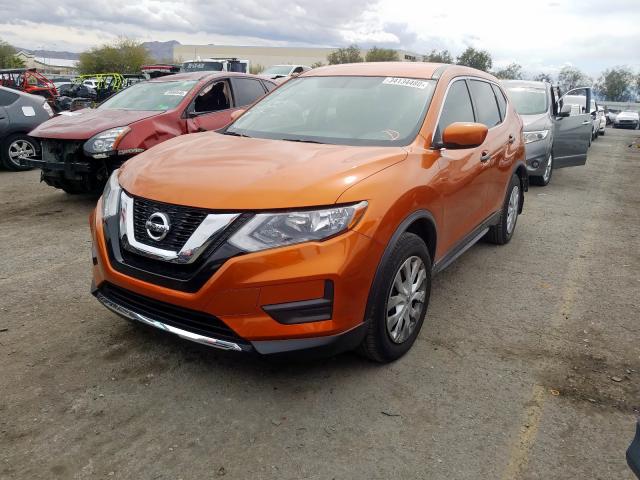 Nissan Rogue оранжевый