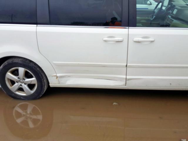 2010 VOLKSWAGEN ROUTAN SEL 2V4RW5DX3AR295621