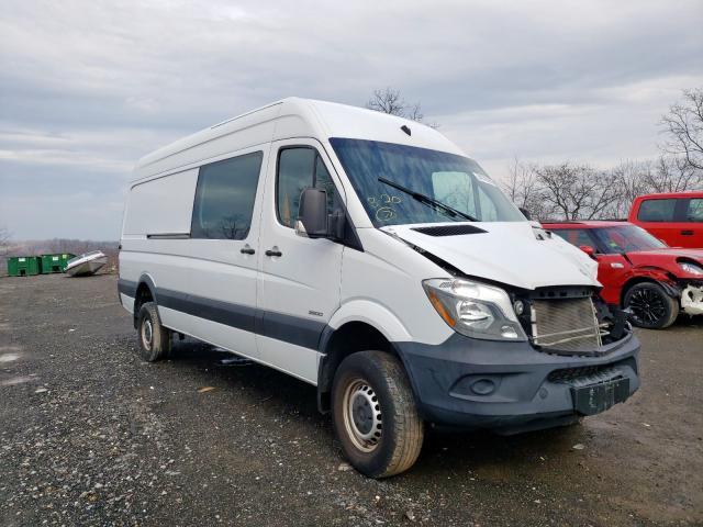 Mercedes Benz 2500 Sprinter van