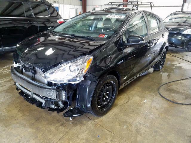 2016 TOYOTA PRIUS C JTDKDTB35G1139115