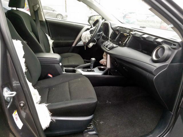 2017 TOYOTA RAV4 LE JTMBFREV8HJ122532
