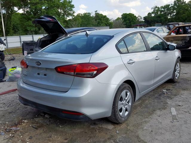 3KPFK4A7XHE105588 Kia Forte Lx 2017. Фото: 3