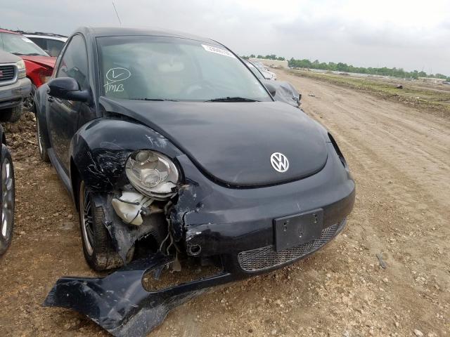Salvage cars for sale from Copart Houston, TX: 2009 Volkswagen New Beetle