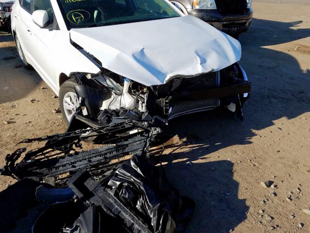 2017 HYUNDAI ELANTRA SE 5NPD74LF8HH098911