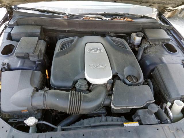 2010 HYUNDAI GENESIS 4. KMHGC4DF1AU102277