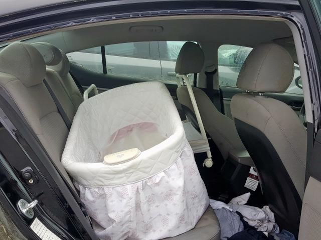 2017 HYUNDAI ELANTRA SE KMHD74LF1HU083247