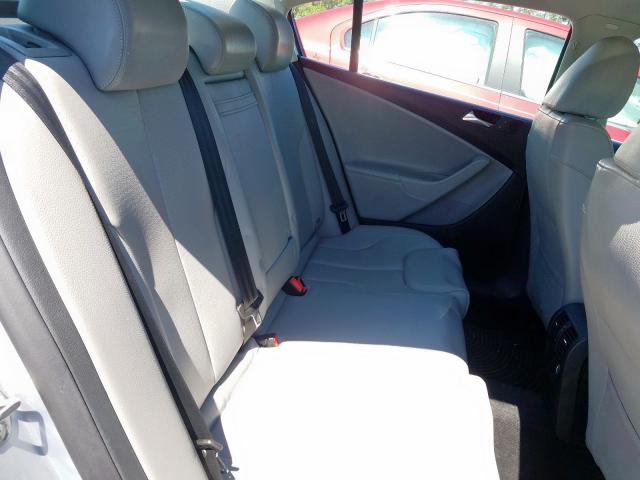 2010 VOLKSWAGEN PASSAT KOM WVWJK7AN7AE135837