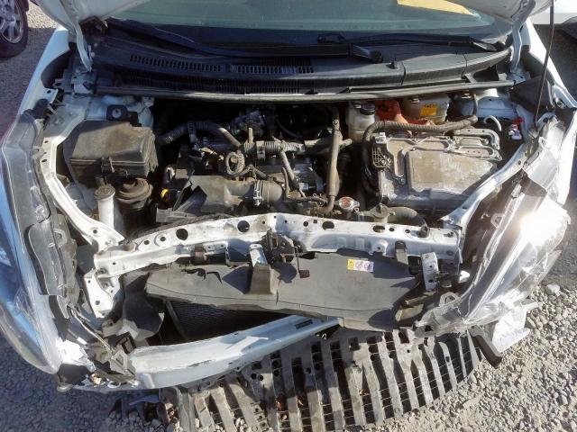 2018 TOYOTA PRIUS C - JTDKDTB31J1601113