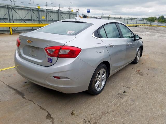 VIN 1G1RB6S59HU104660 2017 Chevrolet Volt, Premier no.4