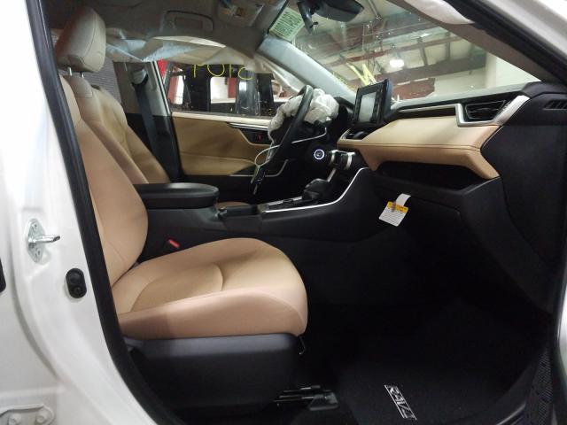 2019 TOYOTA RAV4 LE JTMMWRFVXKD034868