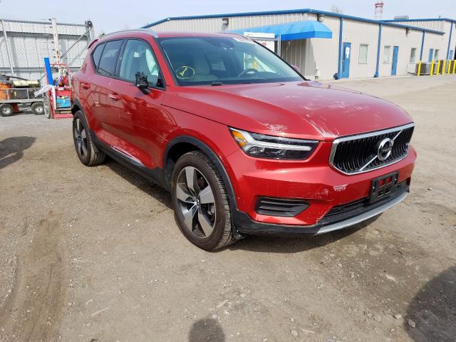2019 VOLVO XC40 T4 MOMENTUM