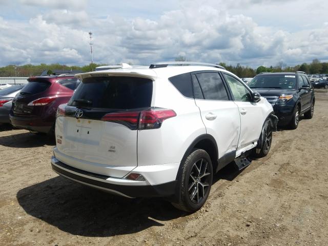 2018 TOYOTA RAV4 SE JTMJFREV9JJ744767