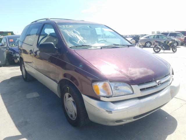 1999 Toyota Sienna LE