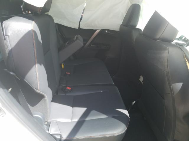 2018 TOYOTA RAV4 SE JTMJFREV9JJ744767