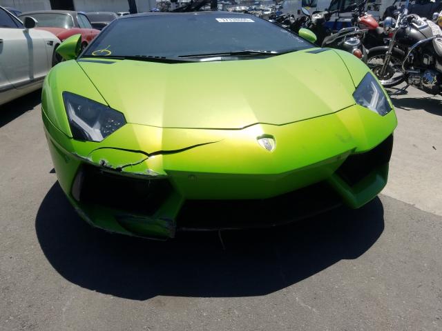 VIN ZHWUR1ZD2FLA03471 2015 Lamborghini Aventador no.9