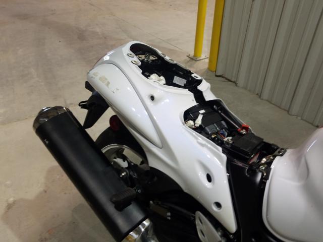 2018 SUZUKI GSX1300 RA JS1GX72B8J2100848