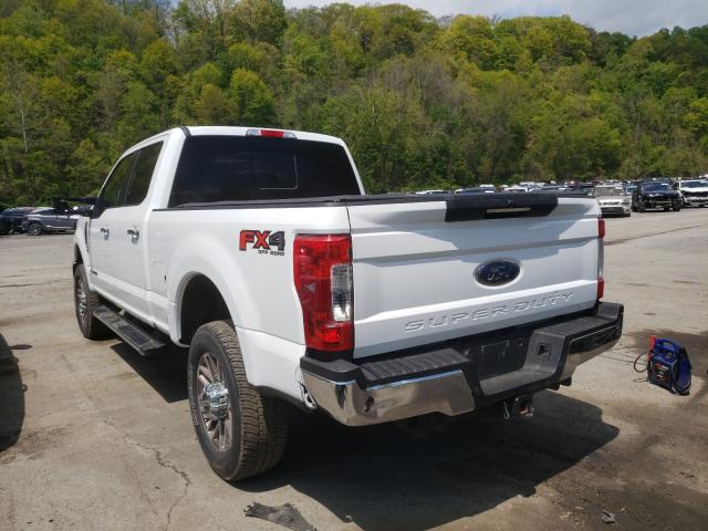 VIN WMEFJ5DA0GK056415 2017 FORD F250 SUPER no.3