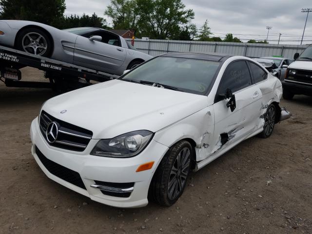 2013 MERCEDES-BENZ C 250 WDDGJ4HB8DG060555