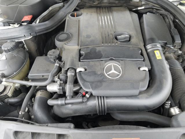 2013 MERCEDES-BENZ C 250 WDDGJ4HB8DG060555