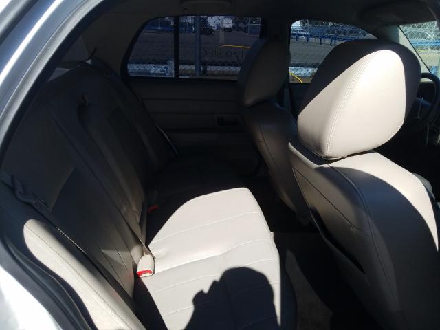 2011 FORD CROWN VICT 2FABP7EV8BX127171