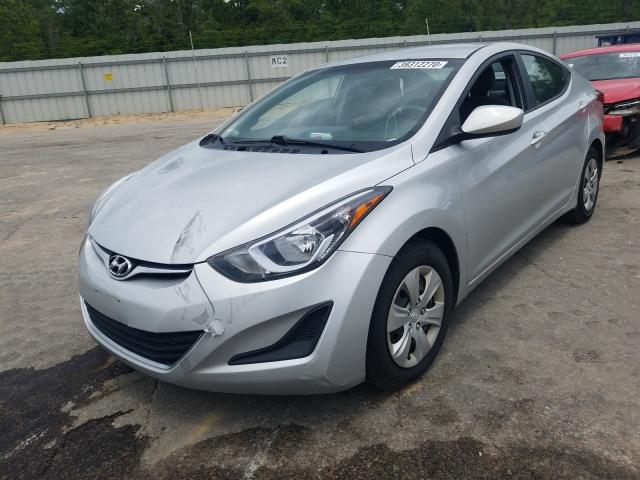 2016 HYUNDAI ELANTRA SE 5NPDH4AE2GH686812