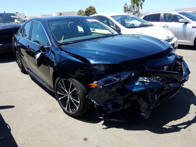 VIN 4T1B11HKXKU846533 2019 Toyota Camry, LE no.1