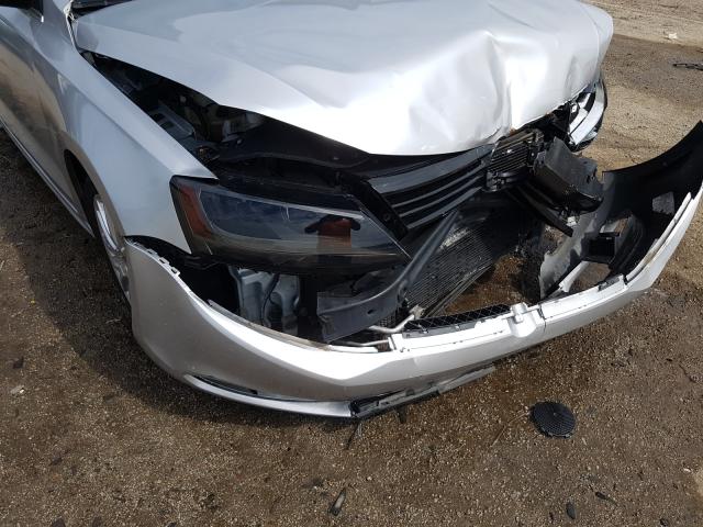 VIN 3FA6P0HDXJR229886 2018 Ford Fusion, SE no.9