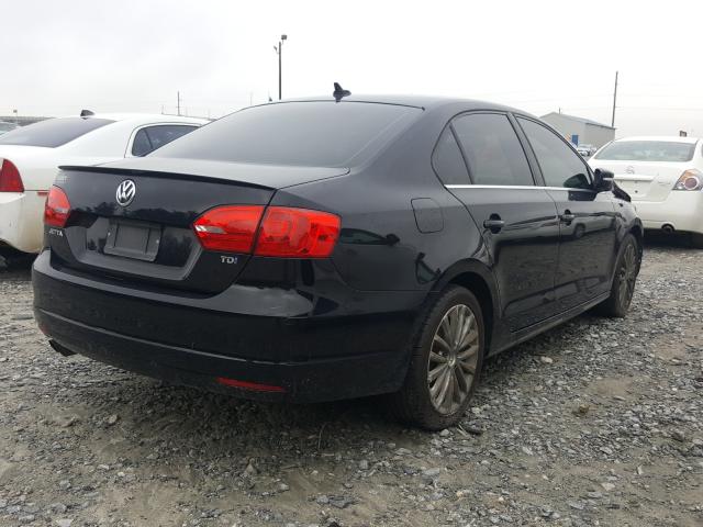 VIN 1N4AL3AP8FC286220 2013 VOLKSWAGEN JETTA TDI no.4