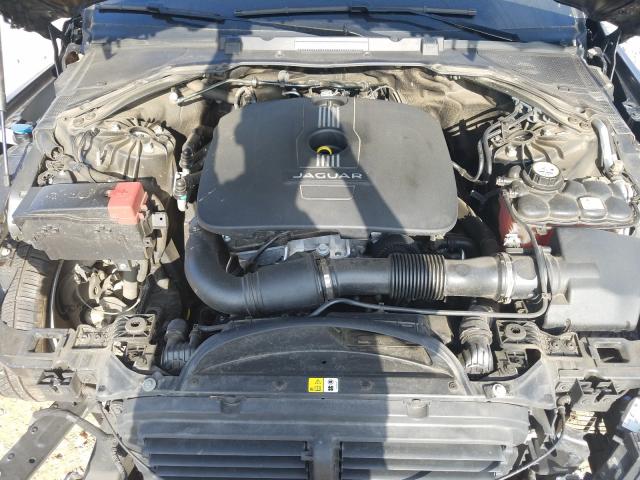 2017 JAGUAR XE SAJAR4BG1HA949463