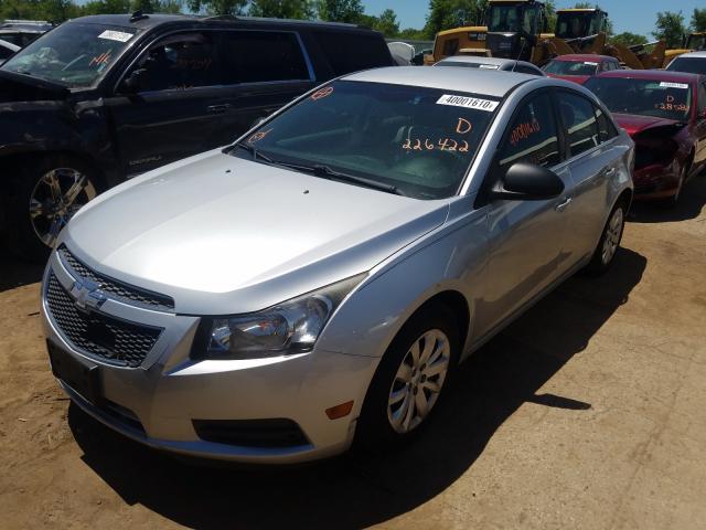 VIN 3FA6P0LUXKR241769 2019 Ford Fusion, Hybrid SE no.2