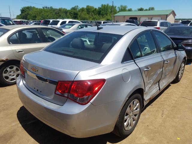 VIN 3FA6P0LUXKR241769 2019 Ford Fusion, Hybrid SE no.4