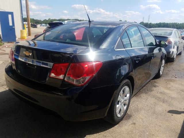 VIN 3FA6P0HD6GR399090 2016 Ford Fusion, SE no.4