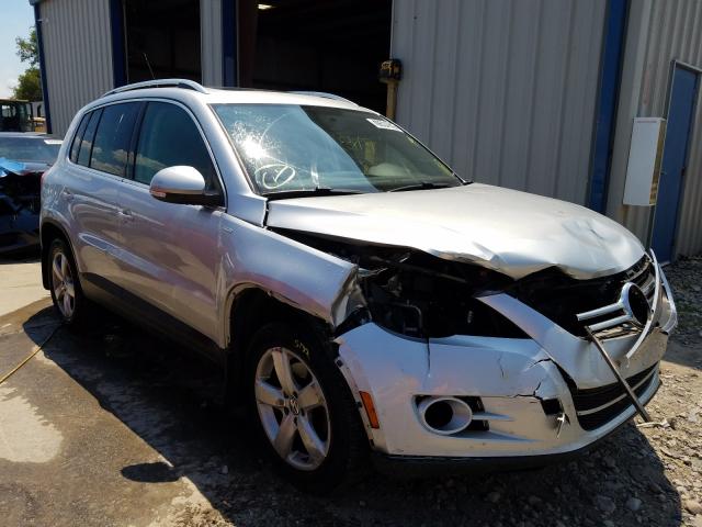 2010 VOLKSWAGEN TIGUAN S