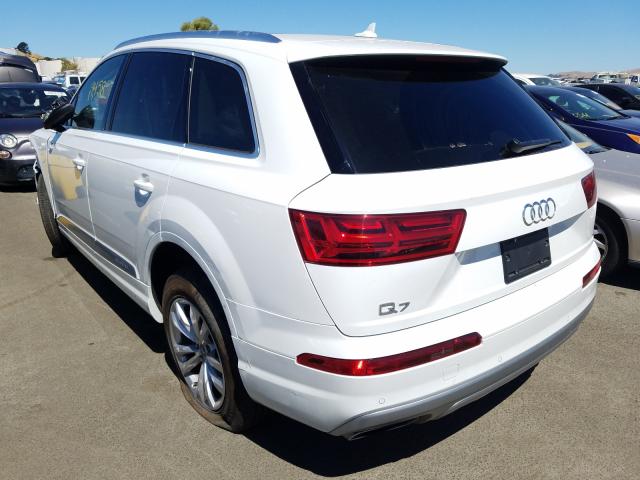 VIN WA1LAAF7XKD044467 2019 Audi Q7, Premium Plus no.3