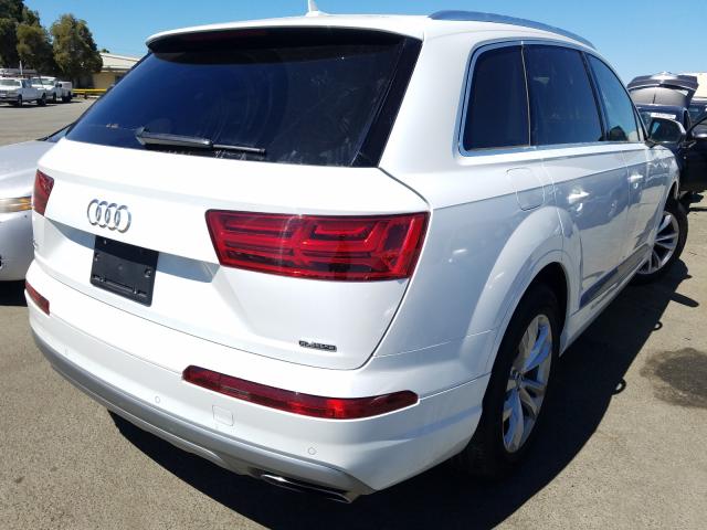 VIN WA1LAAF7XKD044467 2019 Audi Q7, Premium Plus no.4