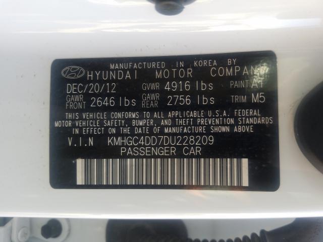 2013 HYUNDAI GENESIS 3. KMHGC4DD7DU228209