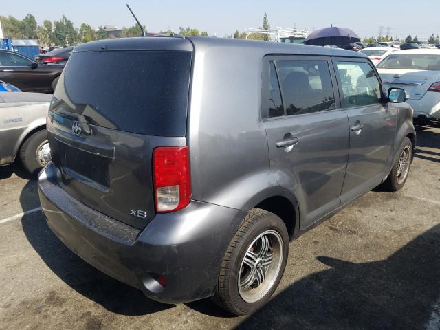 Scion XB 2011