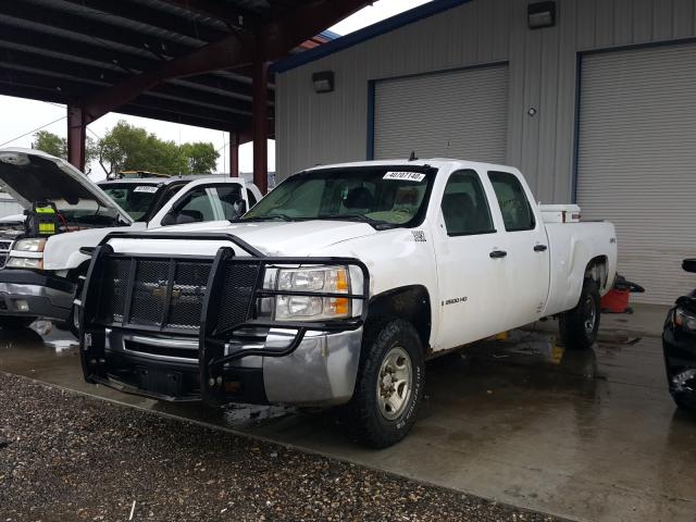 VIN 2C4RDGCGXKR557827 2009 CHEVROLET SILVERADO no.2