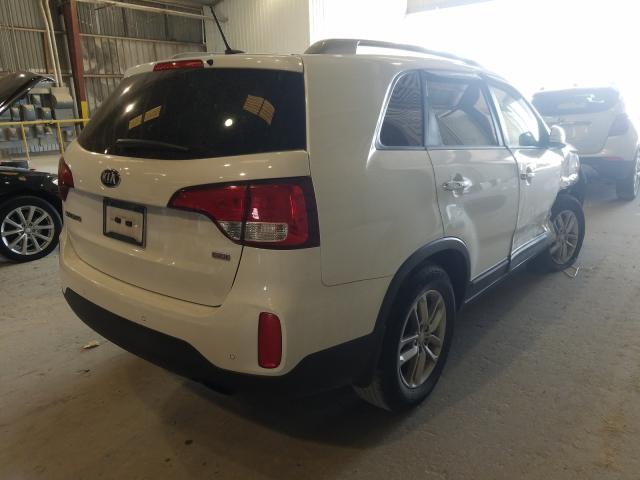 VIN 3FADP4EJ3FM208357 2015 KIA SORENTO LX no.4