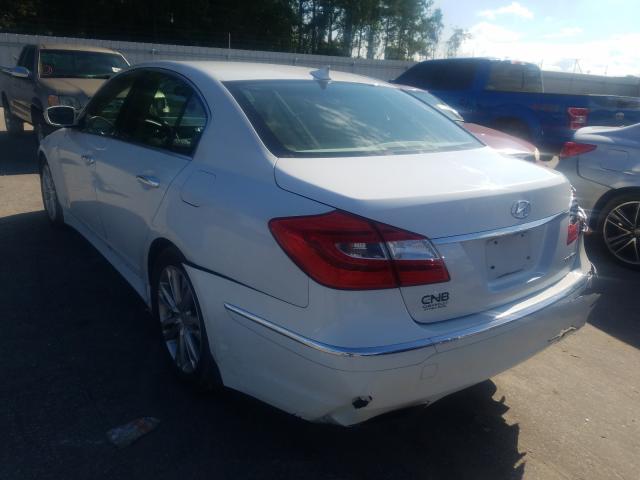 2013 HYUNDAI GENESIS 3. KMHGC4DD7DU228209