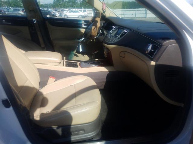2013 HYUNDAI GENESIS 3. KMHGC4DD7DU228209