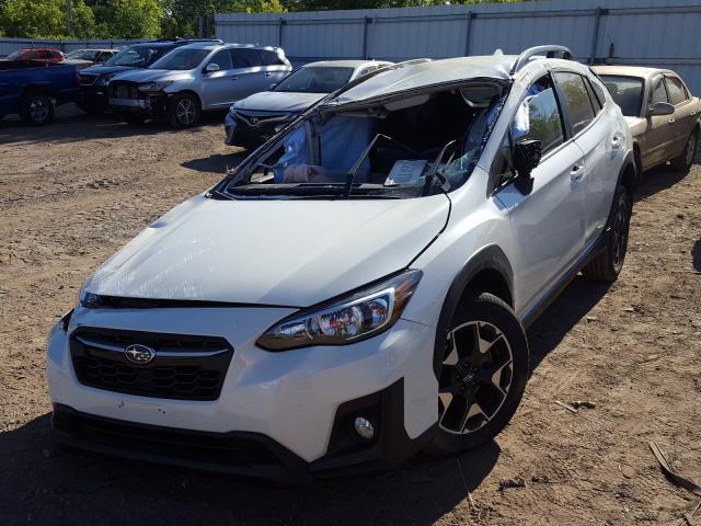 VIN WBA8E9G57GNU28572 2019 SUBARU CROSSTREK no.2