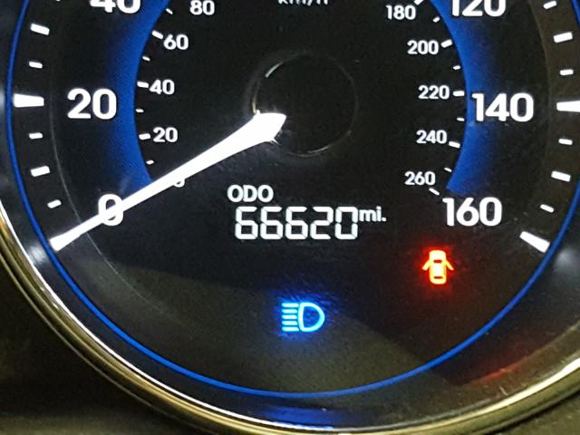 2015 HYUNDAI SONATA HYB KMHEC4A40FA121728