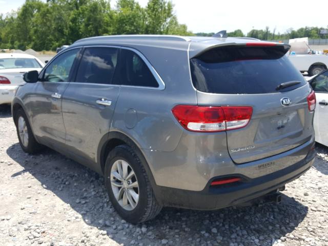 VIN 5NPE24AF5GH390777 2016 KIA SORENTO LX no.3