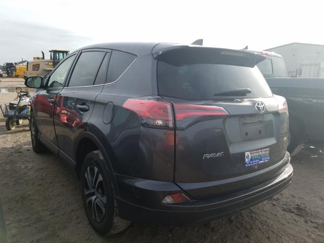 VIN 5UXXW3C58J0T82915 2018 TOYOTA RAV4 LE no.3