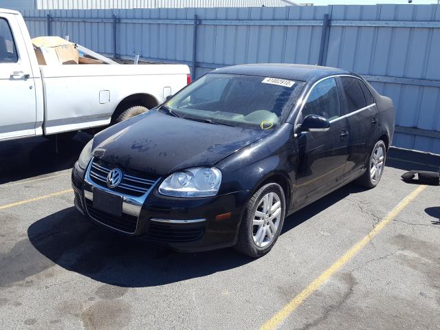 VIN 5XXG64J23NG112382 2009 VOLKSWAGEN JETTA TDI no.2