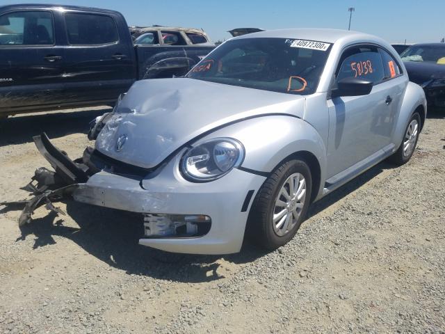 VIN 1C4NJDBB1GD655232 2012 VOLKSWAGEN BEETLE no.2